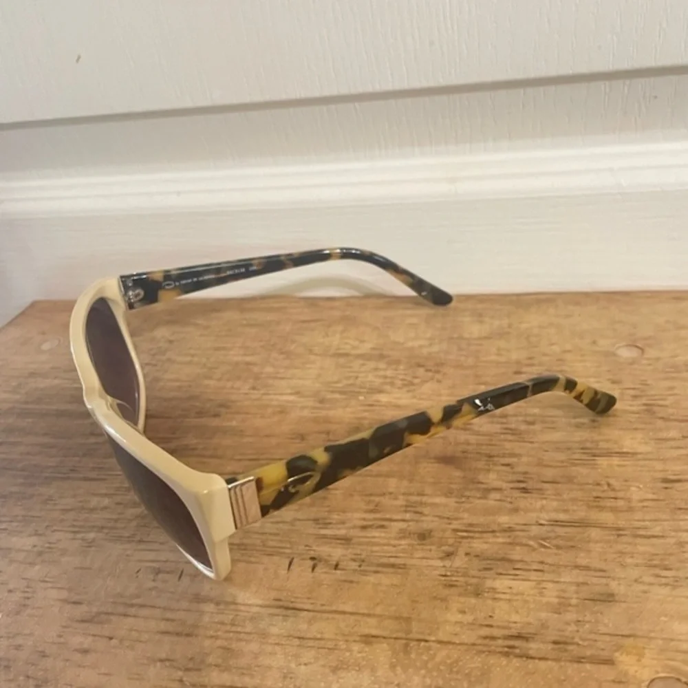 OSCAR DE LA RENTA Cream SSC5138 Cateye Sunglasses
